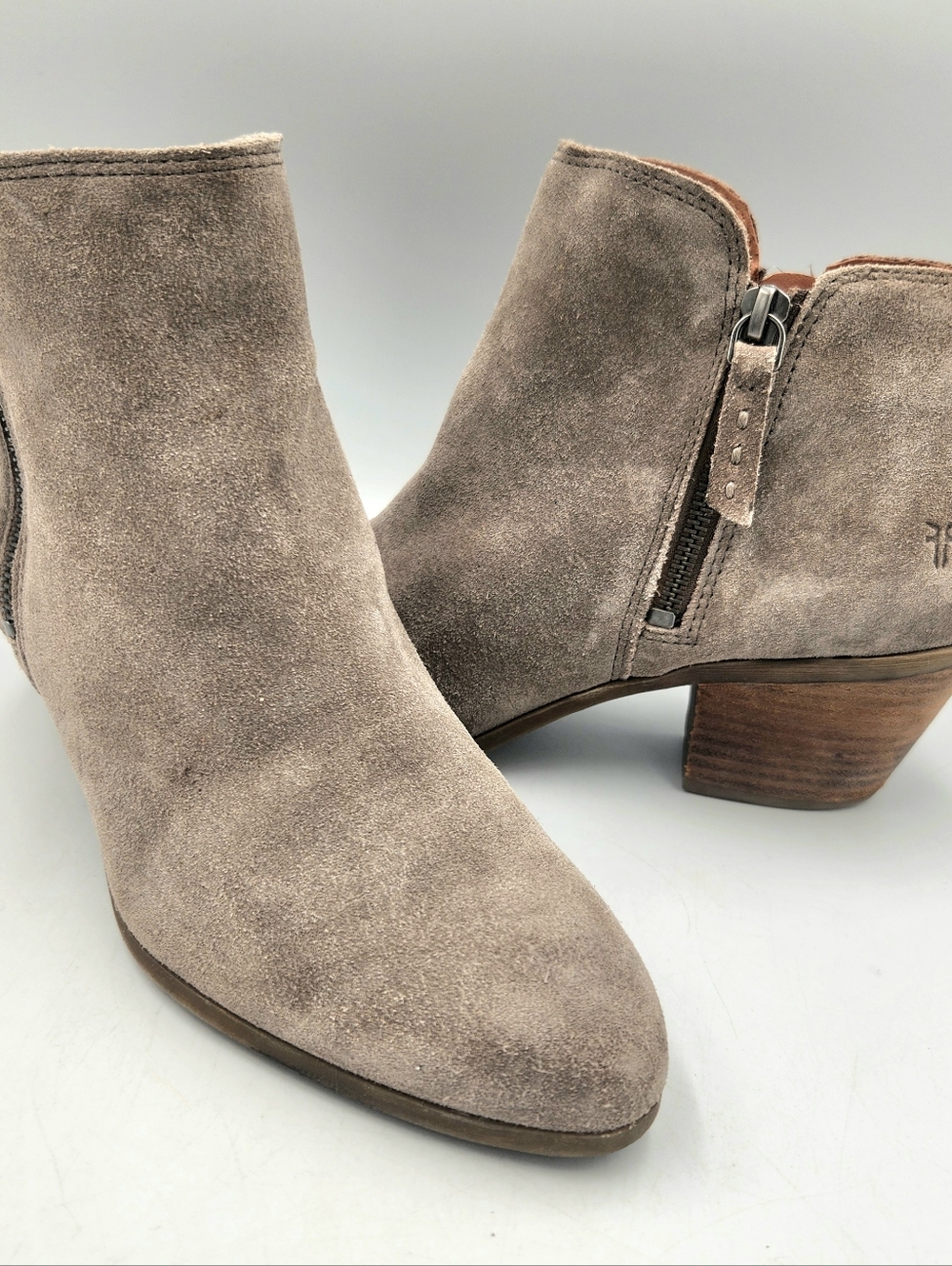 Frye Judith Double Zip Taupe Ankle Boot Womens 8.5 Stack Block Boho